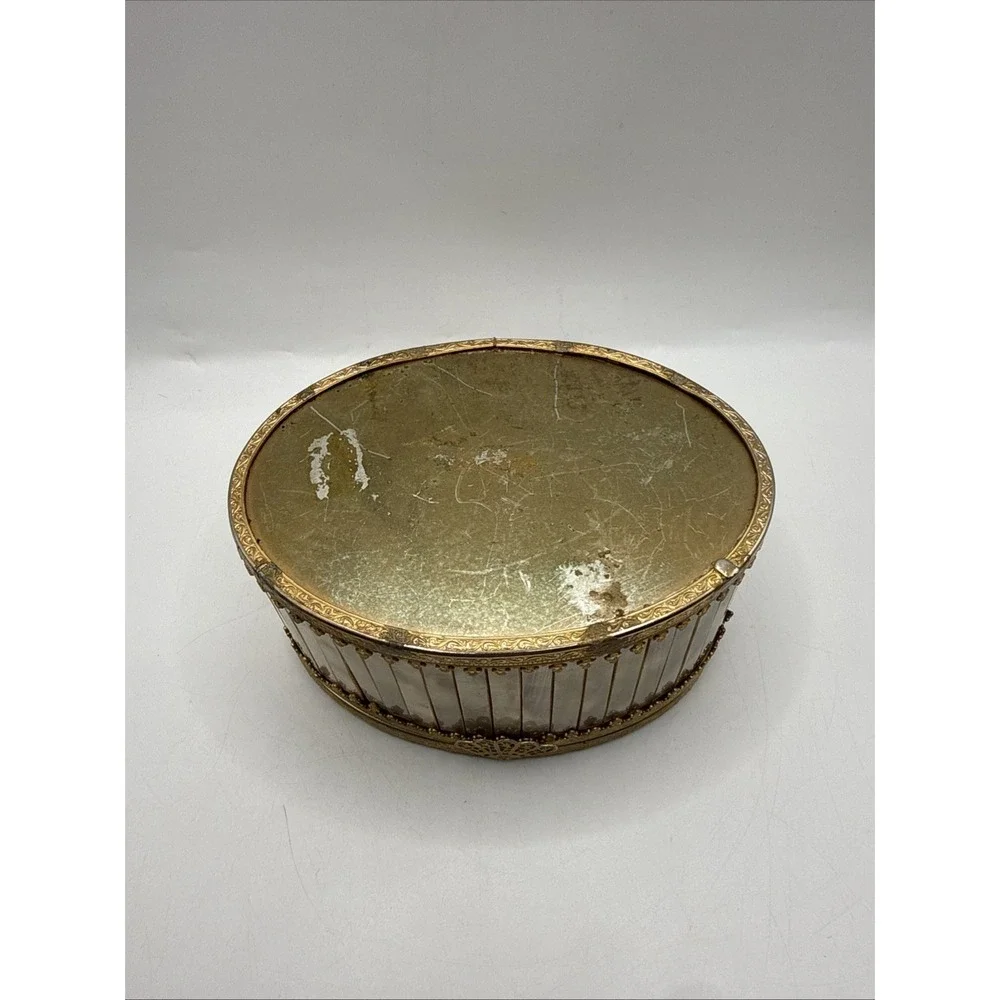 Antique (approx 1920-40) Mother Of Pearl Oval Jewelry Box